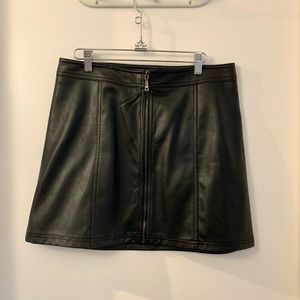 Guess faux leather miniskirt
